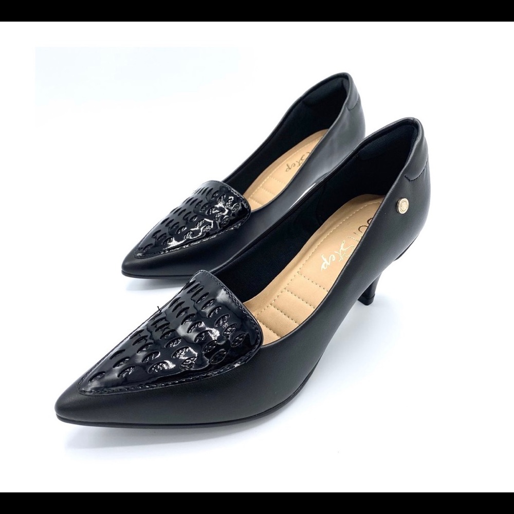 Caprina Casual low heels in Black